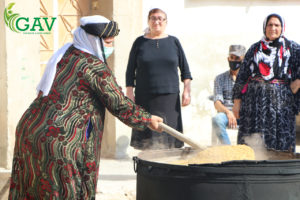 أثناء المشاركة في طقوس إعداد الدانوك ضمن أسبوع المناسبات الاجتماعية - GAV